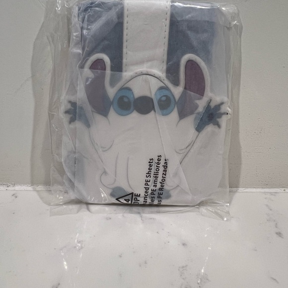 NWT Disney Loungefly Stitch Ghost Custom Glow Cardholder - Picture 5 of 6